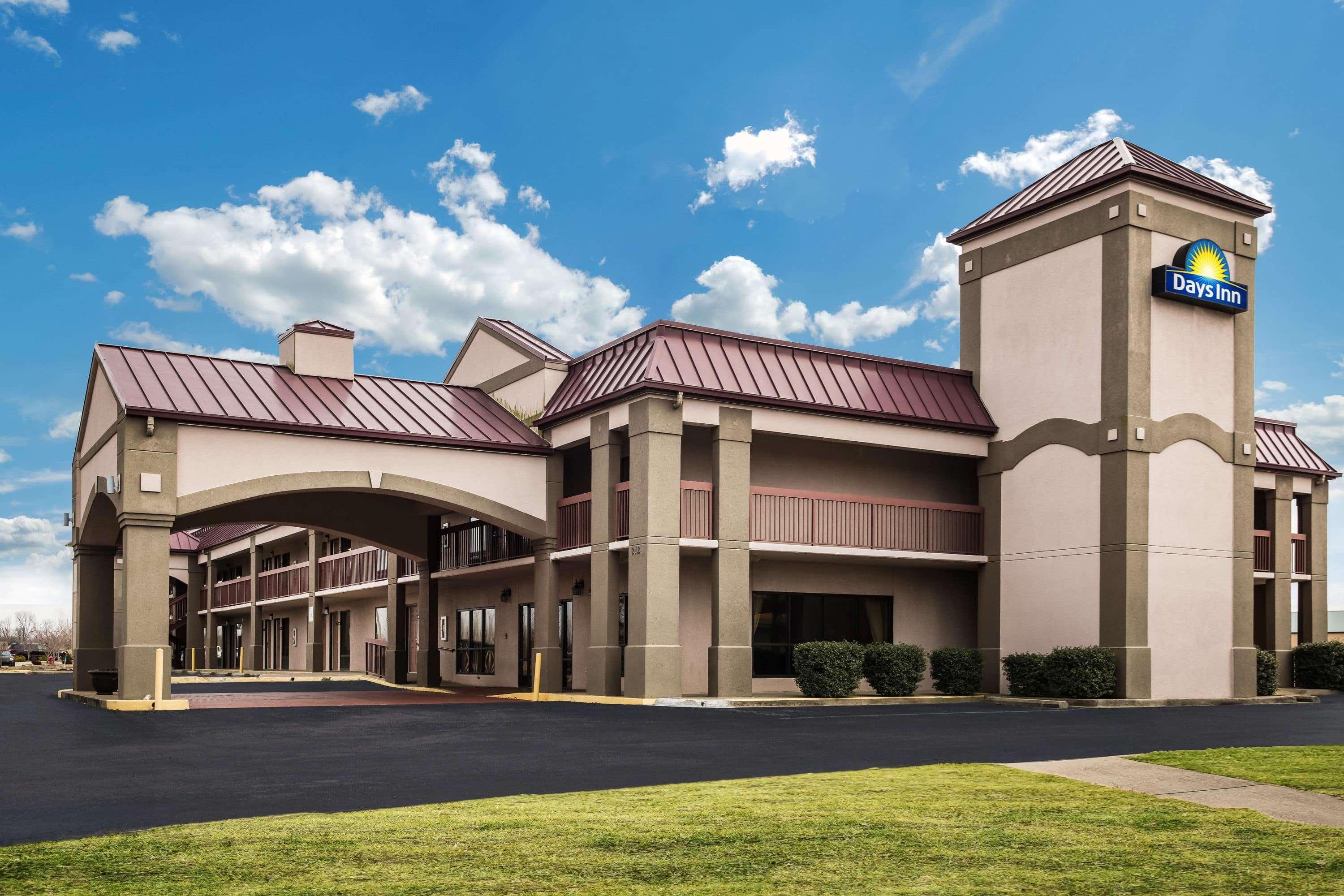 Days Inn By Wyndham Oak Grove/Ft. Campbell Exterior foto